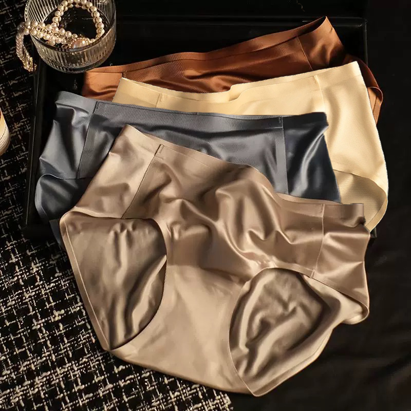 Luxury Satin Women's Briefs Seamless Breathable 10A Antibacterial Full Coverage