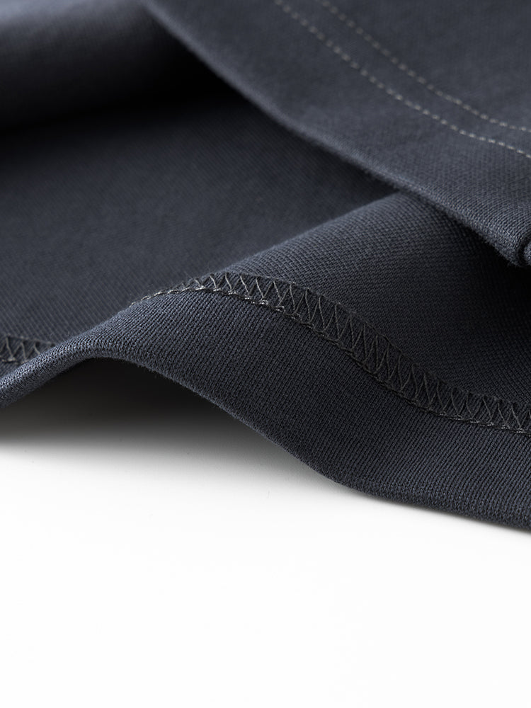 Versatile Long-Sleeve Crewneck Sweatshirt with Small Neckline