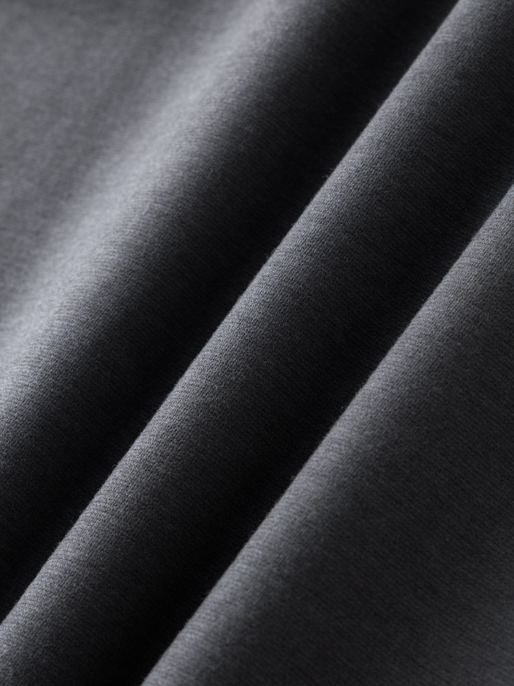 Men's Long-Sleeve Round Neck T-Shirt. Loose and Skin-Friendly Base Layer