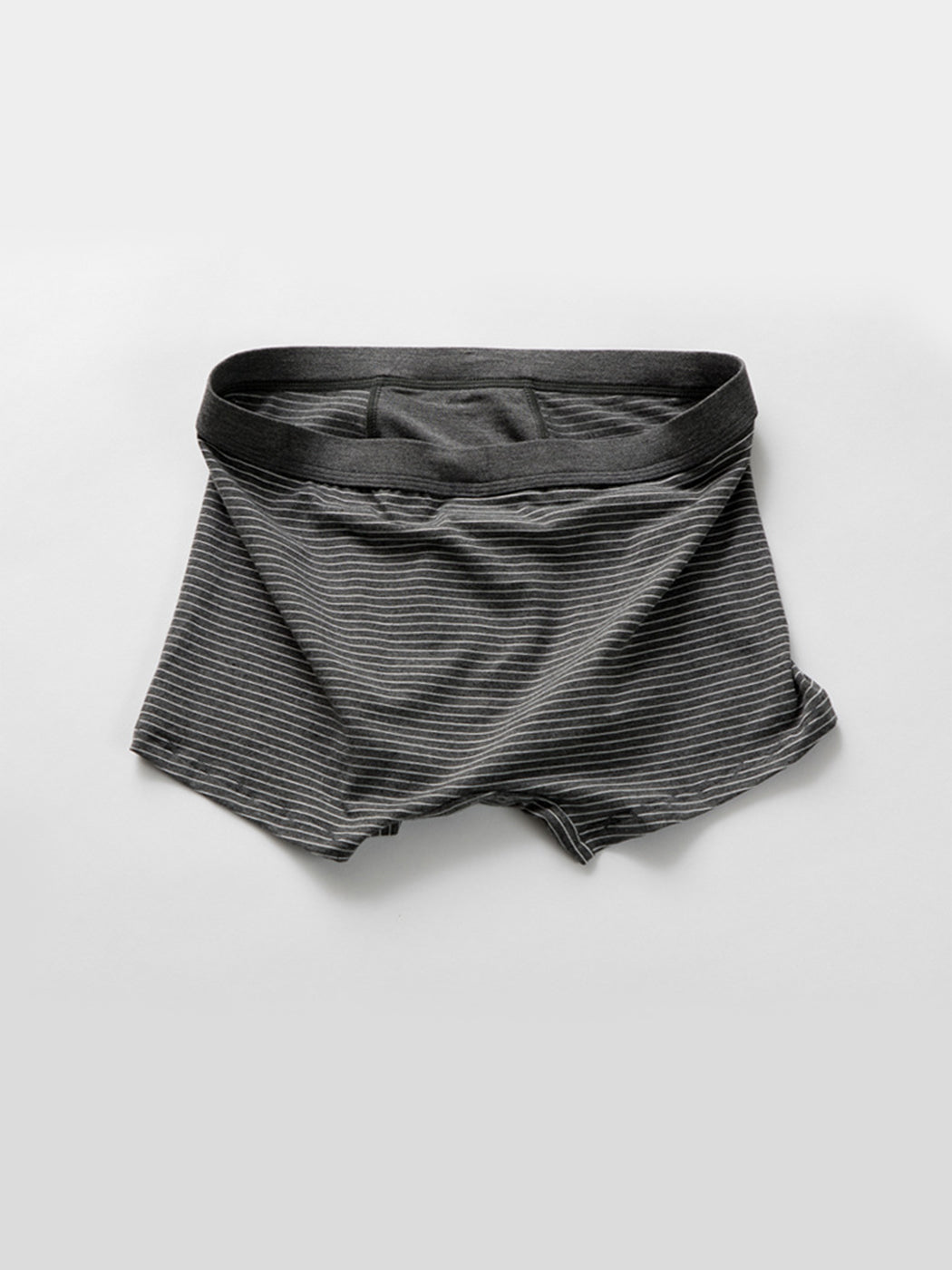 究極の快適さを追求したメンズストライプトランクス3枚組