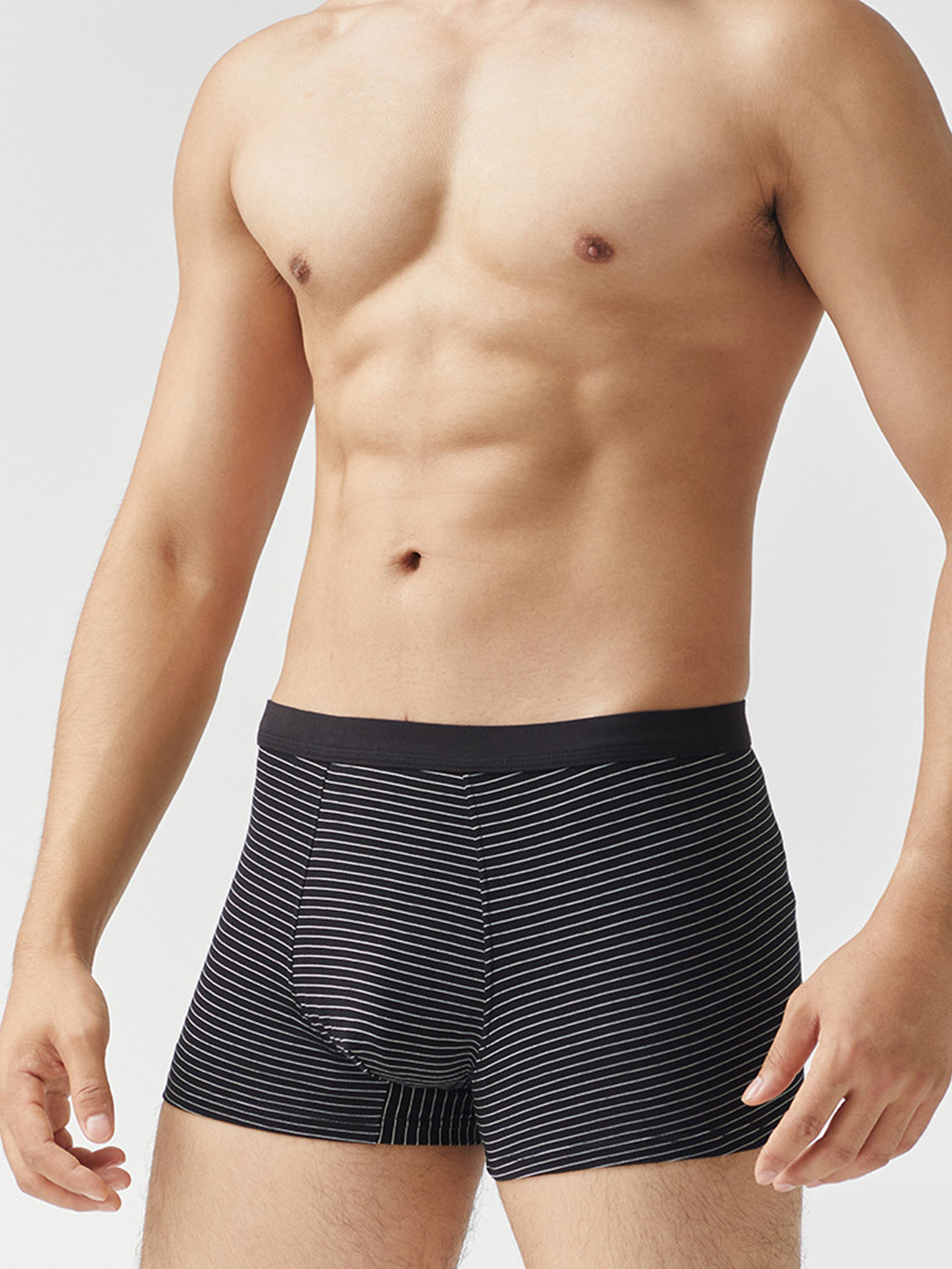 究極の快適さを追求したメンズストライプトランクス3枚組
