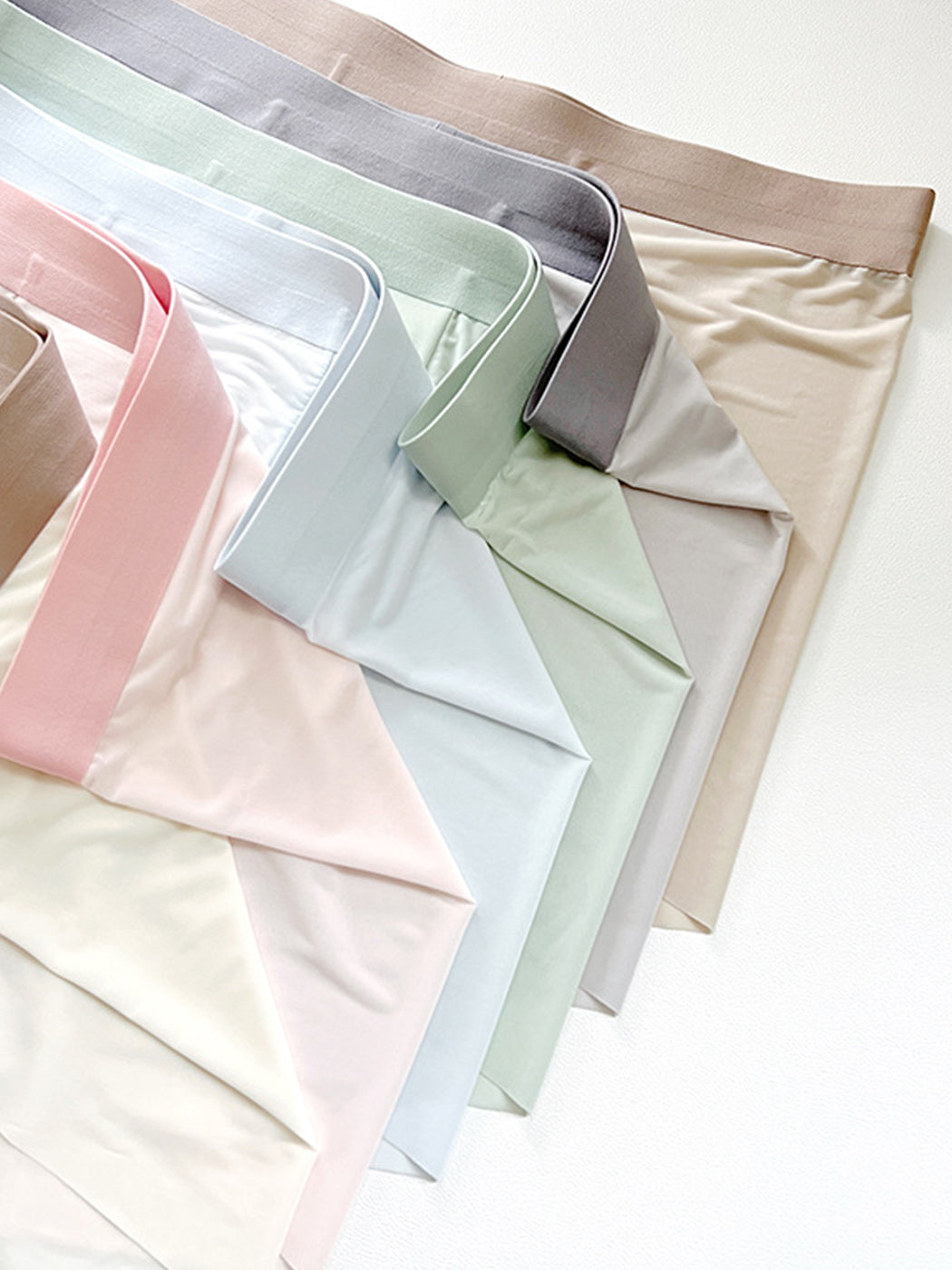 3 Pack Men's Ultra-thin Seamless Trunks