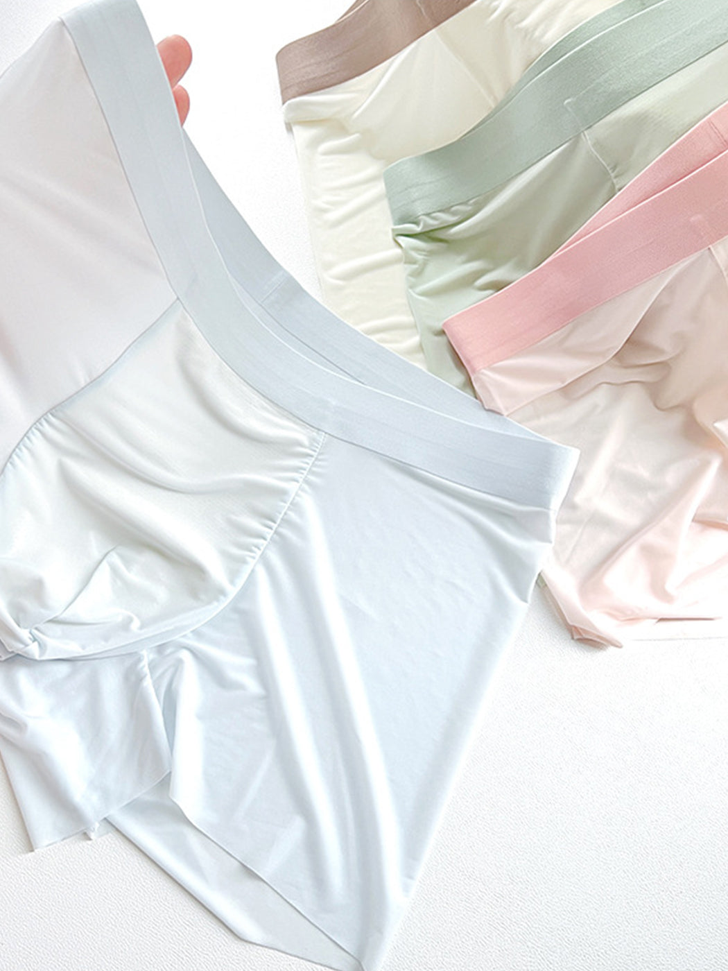 3 Pack Men's Ultra-thin Seamless Trunks