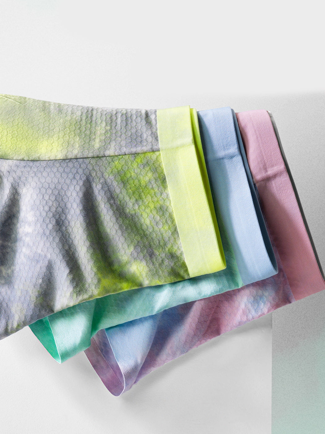 Men's Seamless Modal Trunks in Ombre