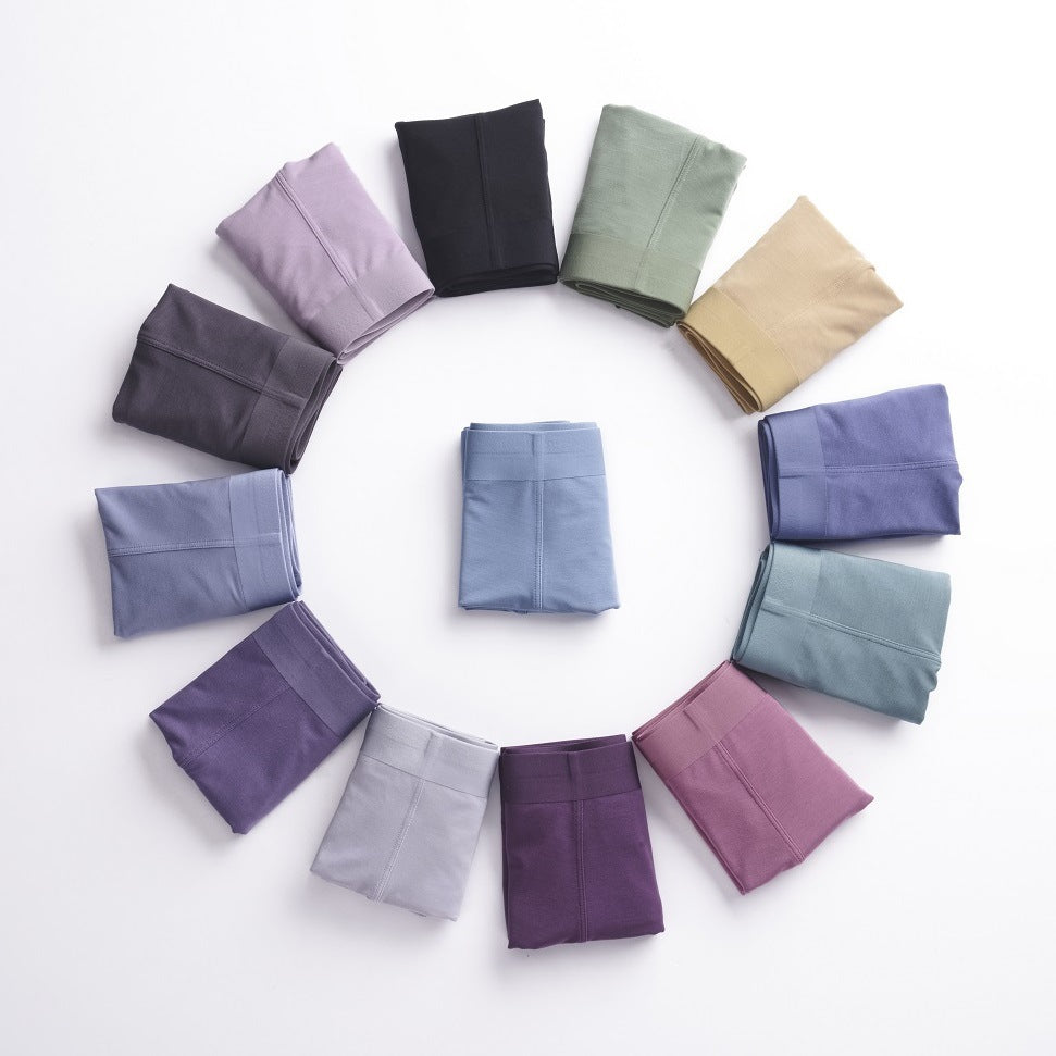 快適なプレーンモダールボクサーブリーフ。男性用快適な下着。